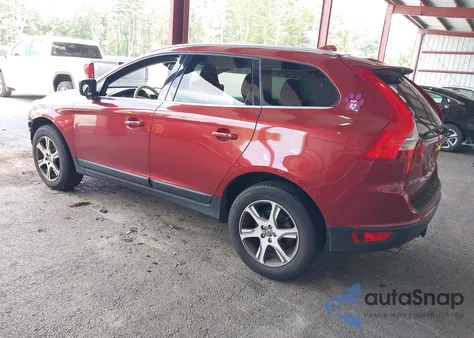 2013 Volvo Xc60 T6 z USA, uszkodzony, nr VIN YV4902DZXD2433327